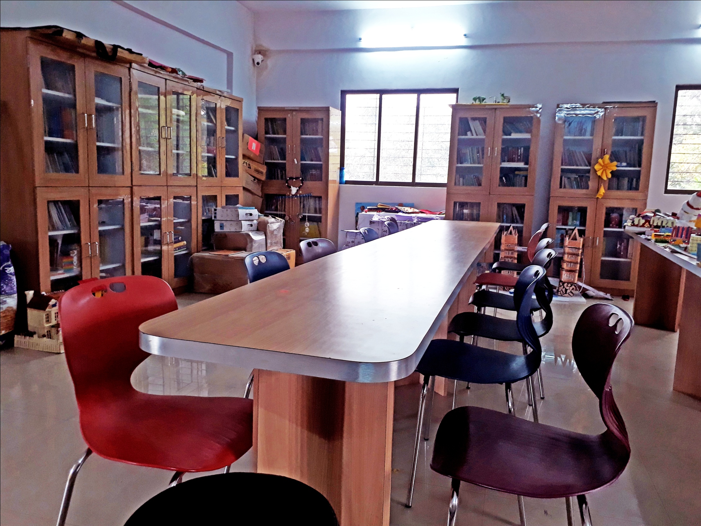 Library – Reading & Knowledge Hub